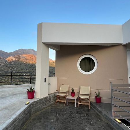 Capostango Apartments - Stunning Views Of Libyan Sea Ano Rodhakinon Екстер'єр фото