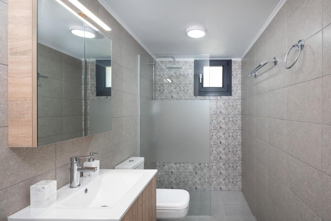 Capostango Apartments - Stunning Views Of Libyan Sea Ano Rodhakinon Екстер'єр фото